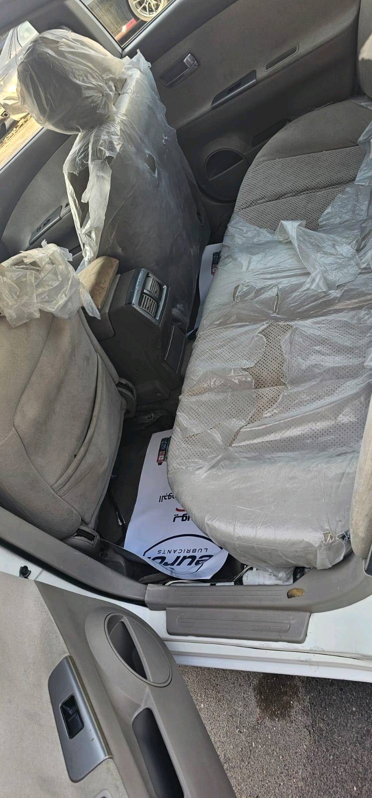 نيسان التيما رقم بغداد انكليزي باسم زوجتي السعر 70وبي مجال قطعتين صبغ دون معجون بنيد منكرش خفيف حدادية جديدة دبلات جديدة باتري جديد تخم تاير جديد غرفة نظيفة تبريد قطعتين امامي خلفي لايت زنون عالي ناصي مال مونيكا مكاني بغداد محمودية
شنو سنة الموديل وعدد الكيلومترات الممشاية؟: 
2007
شنو نوع المكينة والكير بالضبط، وهل بيها أي ملاحظة على القير أو المكينة؟: 
2400
هل السيارة عليها صبغ غير المذكور أو بيها رش/معجون بغير الأماكن المعلنة؟: 
لا
وين مكان السيارة للتفقد؟ وهل السعر قابل للتفاوض بشكل بسيط لو نهائي؟: 
بغداد محمودية نعم قابل للتفاوض 
شنو وضع التسجيل والملكية: رقم بغداد إنكليزي وباسم زوجتك، وهل الأوراق كاملة وجاهزة للنقل؟: 
نعم