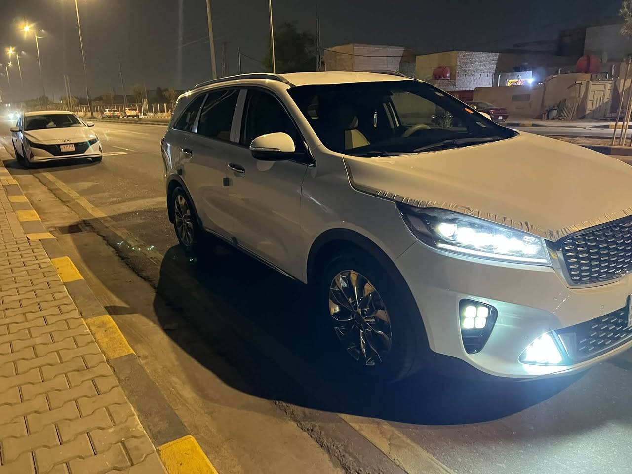سلام عليكم سورنتو ٢٠٢٠ كفاله عام السياره حتى بارد مكفوله من كولشي مكينه كير حداديه ماشيه ٨٦ السياره فابلونات الشركه بيه ٢٤٠ وبيه مجال رقم بغداد ***********

