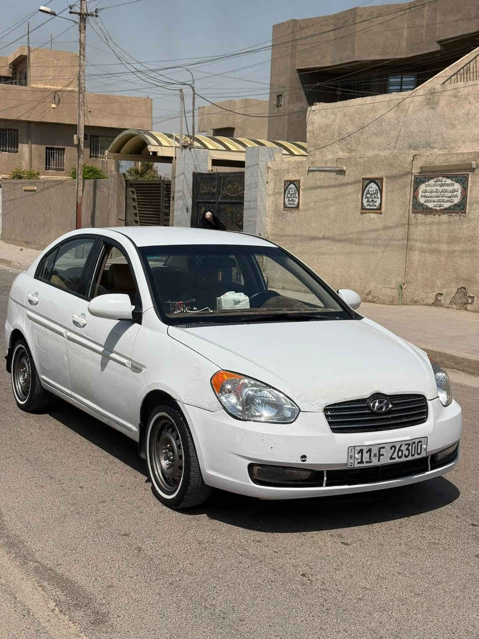 السلام عليكم للبيع اكسنت ٢٠١٠ بيهة صبغ بخشم البنيد و بل باب شويه وبيهة باردات مال رصعات بسيطه سياره جاهزة مكاني بغداد الزعفرانيه سياره بأسمي رقم بغداد الدولي السعر ٨٥ وبيهة مجال حك الجيه اخوان يعني مجالهة بسيط واليجيني بخدمته ماقصر ويا
رقمي 
***********
