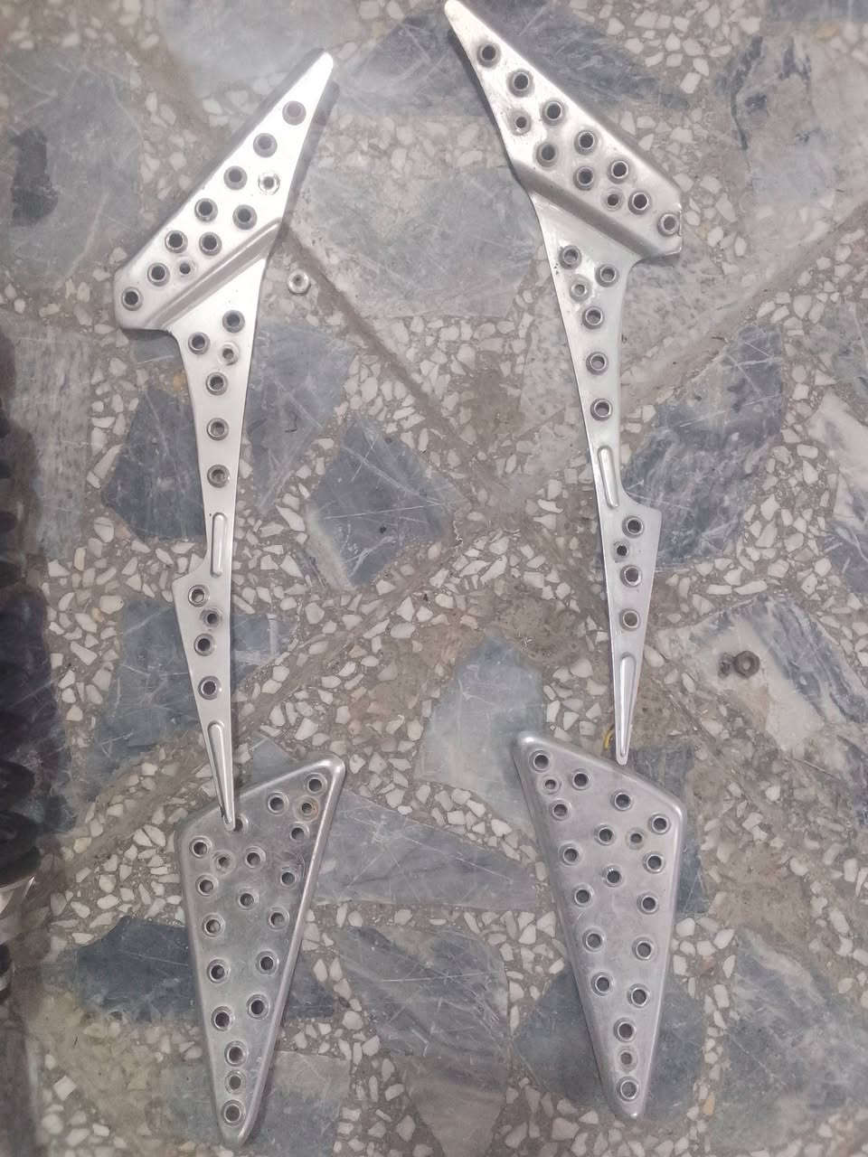 تزويد كامكو جي فور للبيع ***********
