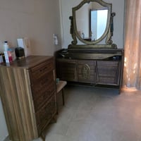 اثاث مستعمل للبيع كولش نضيف العنوان بغداد المنصور شارع مطعم الساعه غرق...