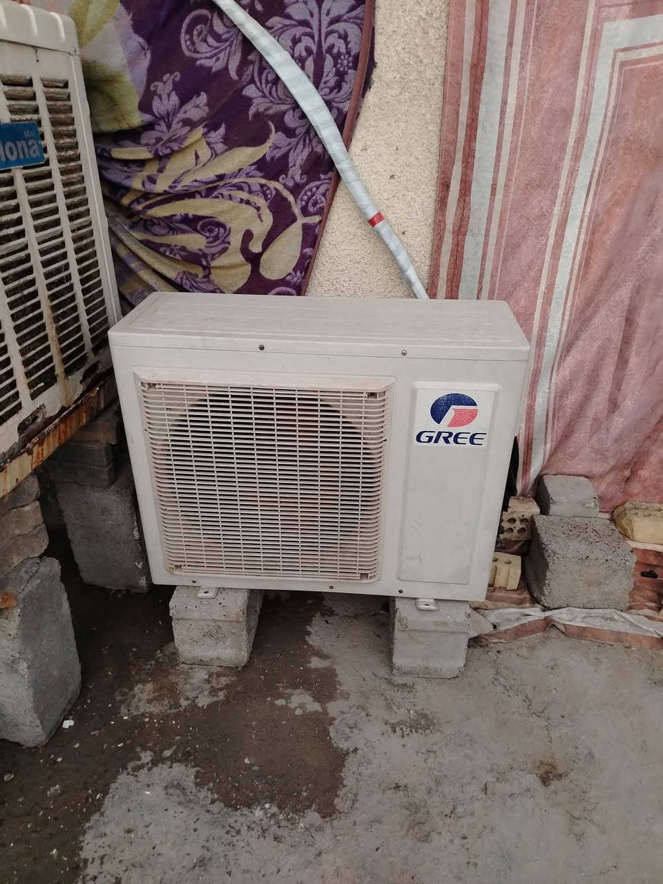 سبلت طن ونص كرين للبيع تبريد ثلج عنواني حي بدر ***********
