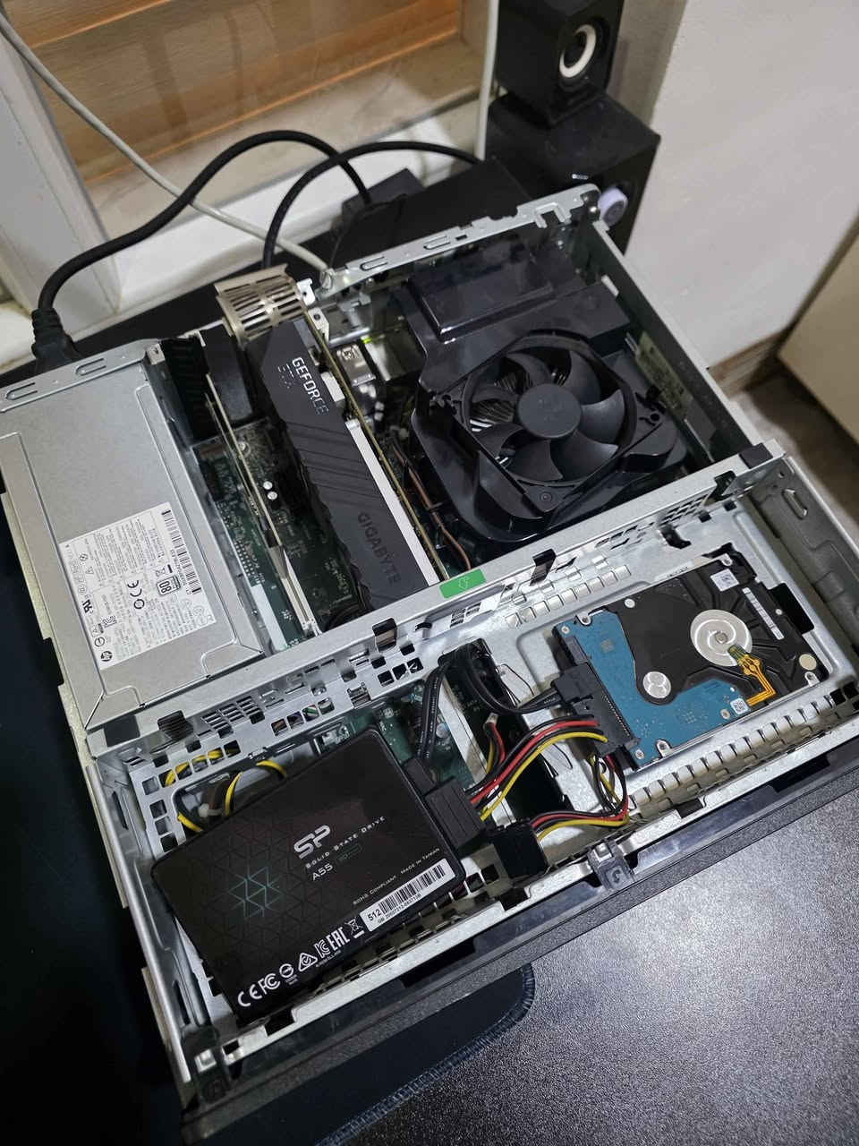 Buildeky jwan hamw shteky lagala
GTX 1650 4GB VRAM
I5-8500U
512GB SSD
1T.B HDD
HP DIKTOP MINI CASE
MONITER SAMSUNG 144HZ CURVE
UPS ANPORV 1.P1
KEYBOORD READ DRAGON GEN2
MOUSE NORMAL
FACECAM
DASK
سلاو برایان ئەم بویڵدە هەیە هەموو ئەشیاکانی لەگەڵە ئەگەر ویستان مێز و کورسیشی لەگەڵە هەموو یاریەک ئەخوێنێتەوە و ڕێندەری ئەکا ١ مانگ و ١٥ ڕۆژ گەیمپاسی لەگەڵە شاشەی سامسۆنگ قەوسی لەگەڵە هیچ عەیب و عارێکی نیە و جێگەش ناگرێ زۆر بچوکە کەیسەکە
یاریەکان 👇🏼
FORZA 6 HACK ONLINE
BLACK OPS 6
DEATH LOOP
GOD OF WAR RAGNAROG
ASSASIN CREED SHADOW 🔥
هەموو یاریەکی قورس ڕێندەر ئەکا هیچ شتێک بە تەنیا نافرۆشم 
لە سلێمانیم - بەکرەجۆی تازە
*********** السليمانية, العراق

