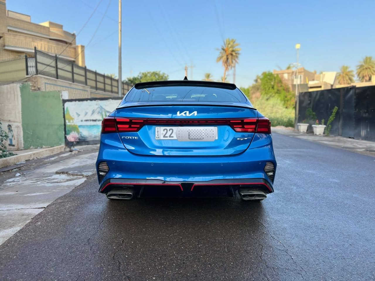 السلام عليكم
KIA FORTE  GT2024  (1600T) 
الفئة : GT اعلى فئة مواصفات واداء ماكو اعلى
الضرر : حادث مكانين بارد وصار بيهه باب خلف السائق بالعراق بعده ع وضعه بدون صبغ بدون تبديل كفالة عامة
المواصفات :
1- اربع رادارات امامي خلفي جانبي رادار
2-الحفاظ على المسار
3-رادار النقاط العمياء
4-رادار تفاعلي يتحكم بمدى الابتعاد او الاقتراب من السيارة الي امامها
5-نظاك فرملة الطوارئ (تضرب بريك بوجود اي خطر)
6-ويل حجم 18 رياضي
7-كامرة خلفية دوارة
8-كشن السائق كهربائي
9-الكشنات الامامية تدفئة وتبريد
10-كشنات جلد مع شعار GT
11-اوتو هولد
12-بريك بصمة
13-تبريد قطعتين خلفية مع منفذ شحن خلفي
14-نظام صوتي فاخر هارمن كاردن
15-شحن الهاتف لاسلكيا
16-اضاءة LED 
17-فتحة سقف
18-شفتات ستيرن رياضي
السيارة بعد بيها هواي مواصفات معروفة ال GT
ممشى السيارة 37 الف مايل
*********** واتساب 
***********
 ***********
عنوان السيارة بغداد الدوره
