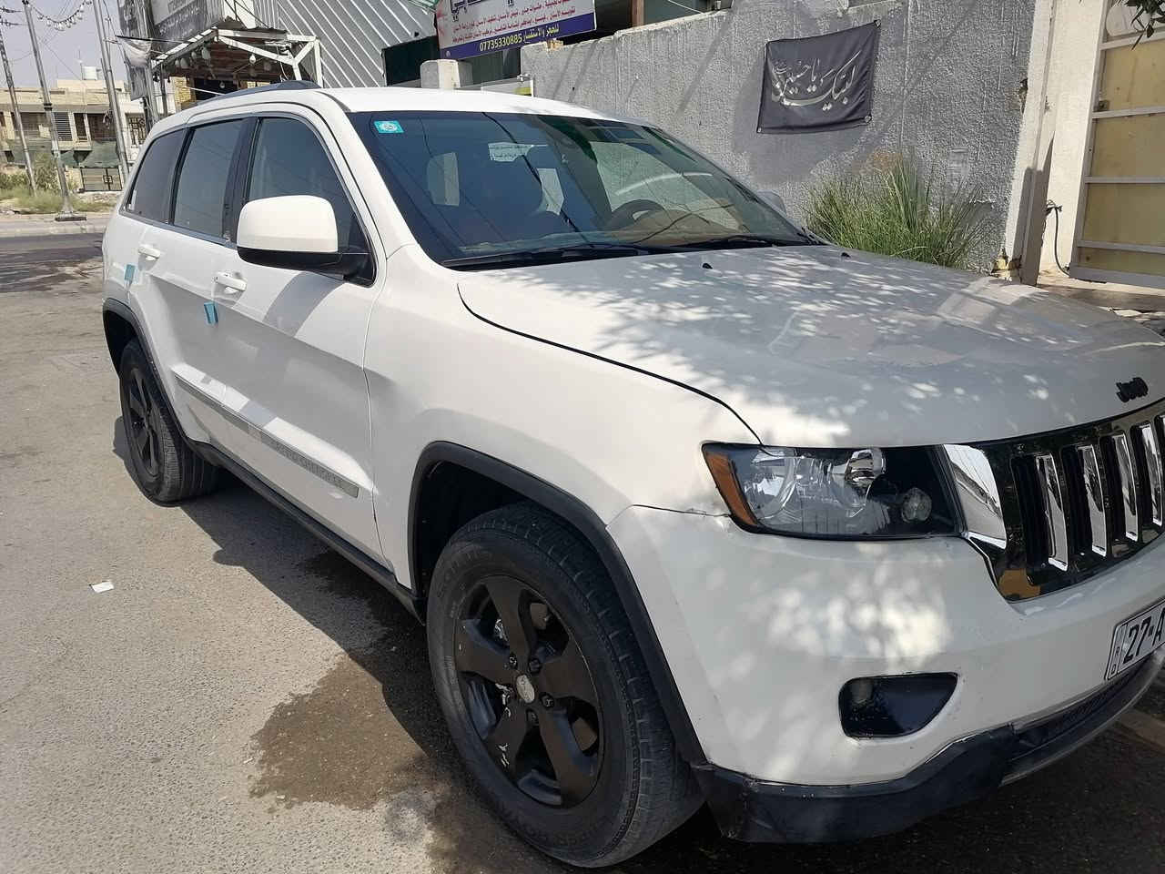🚨 للبيع سيارة جيب وارد أمريكي    موديل 2012 🚨 مشروع وطني
🔹 المحرك: 3600 V6
🔹 اللون: أبيض
🔹 الرقم: ذي قار
🔹 صبغ: مصبوغة عام
🔹 المحرك والكير والكاردن والحدادية والكهربائيات: مكفولة
🔹 اللايت: زينون عالي وناصي
💧 تبريد قطعتين ثلج 
🔹 شرط التراي: من بغداد إلى البصرة
🔹 شرط دينار واحد، ماذب عليها 
📍 مكان السيارة: الكوت 
السيارة  تجي تفحصها وتقتنع بنفسك، وما عندي غير الكلام الواضح والصريح.
📞 للتواصل والاستفسار:
***********

