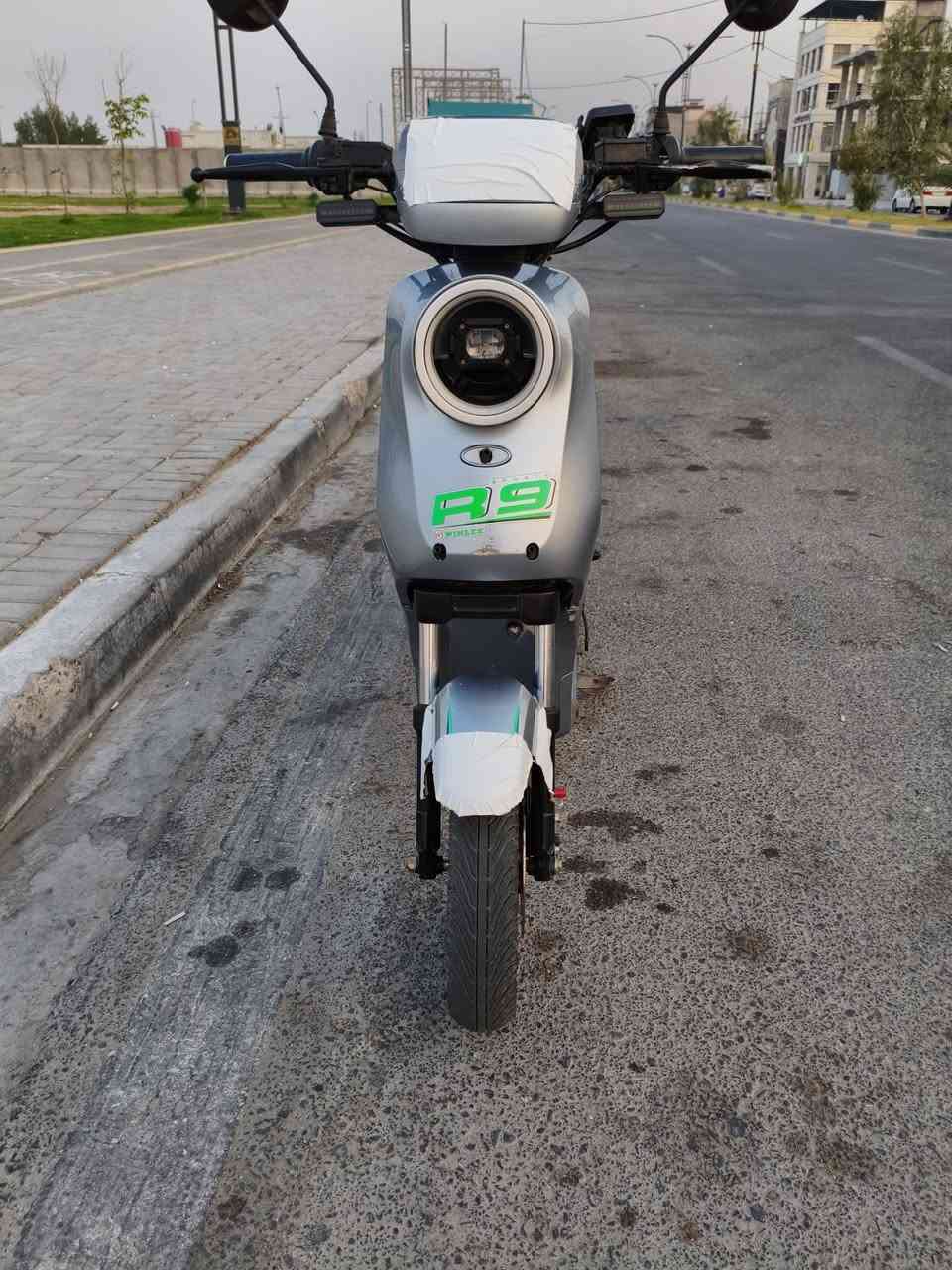 R9 • موديل ٢٦ • بصمة