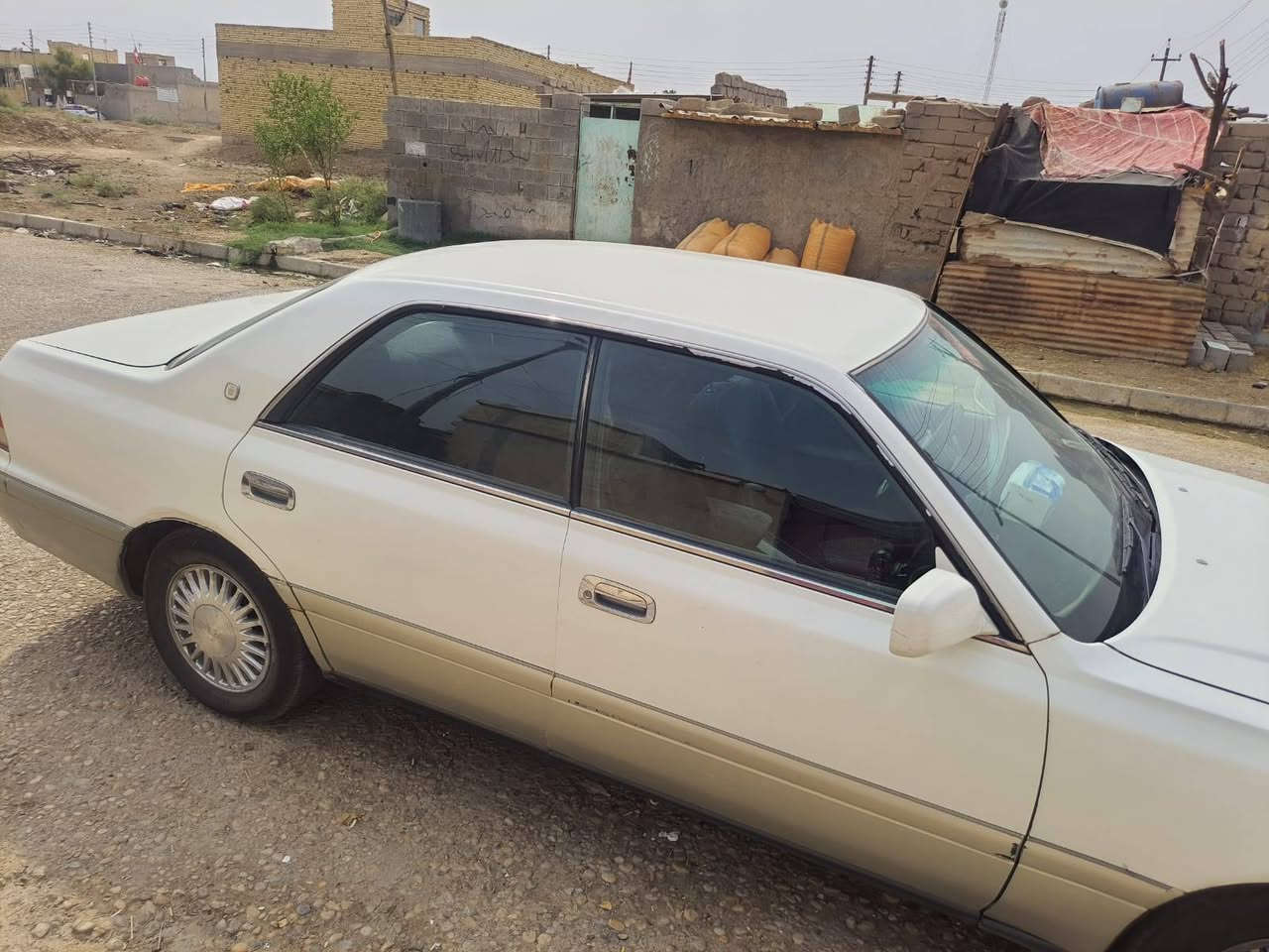 راس الثور نقل جثه شرط التحويل رقم ديالئ مشروع وطني راعيها يمي مكفول من كص والضربه سياره جاهزه تبريد وكير وحداديه وتخم تاير وغرفه كله جديد مكاني العماره *********** السعر 58 والشراي يدلل وترايك وين ماتريد
