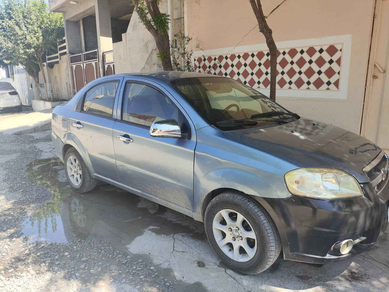 ئەڤیۆ 2007
چوار تایەی  تازە 
مەکینە گەورە 
تبریت  ساردو گەرم بەشەرت 
کامل مەسرەف کراوە هیچ مەسرەفی تێدانیە
مەکینە بەشەرت  نەکراوەتەوە 
شوێن قەڵادزێ
ژمارە مۆبایل  ***********
***********
نرخی 25  وەرەقەو محامەلە

