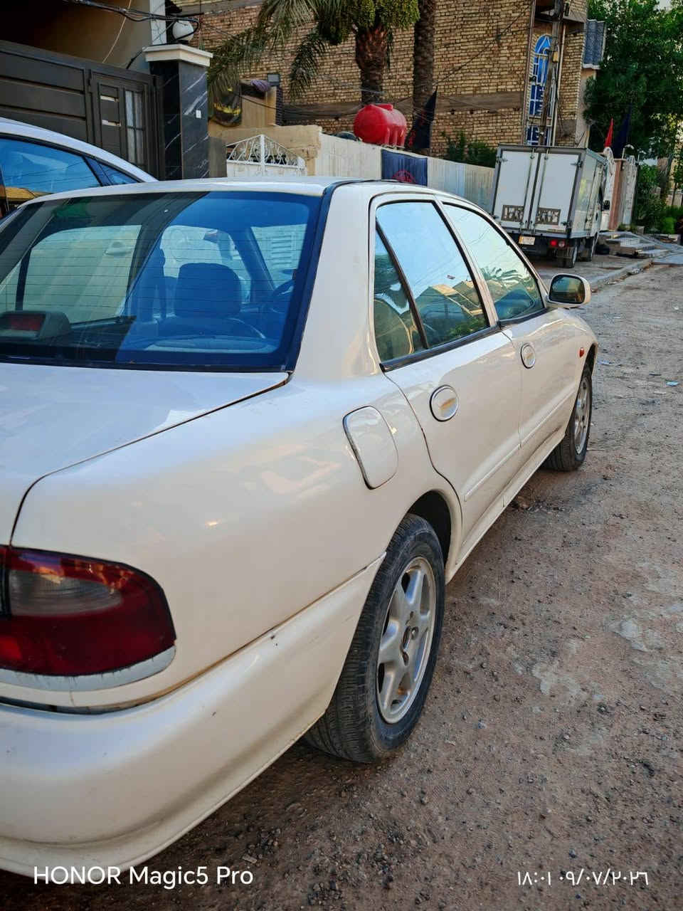 السلام عليكم
@بروتون 2004 ابيض مصبوغة صبغ عام للجمالية
كير اوتوماتيك
كير ومحرك وصدر نظيف جدا
داخل جلد 
التبريد شغال
السيارة باسمي لحد 2024 تحويل ثاني يوم
السعر 45 ورقة
بغداد
***********
