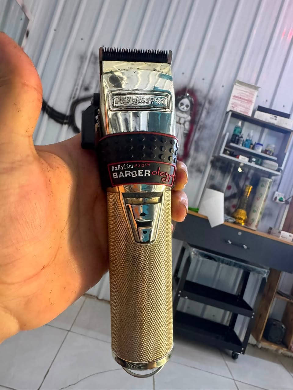 للبيع مكاين حلاقه BaByliss pro
***********

