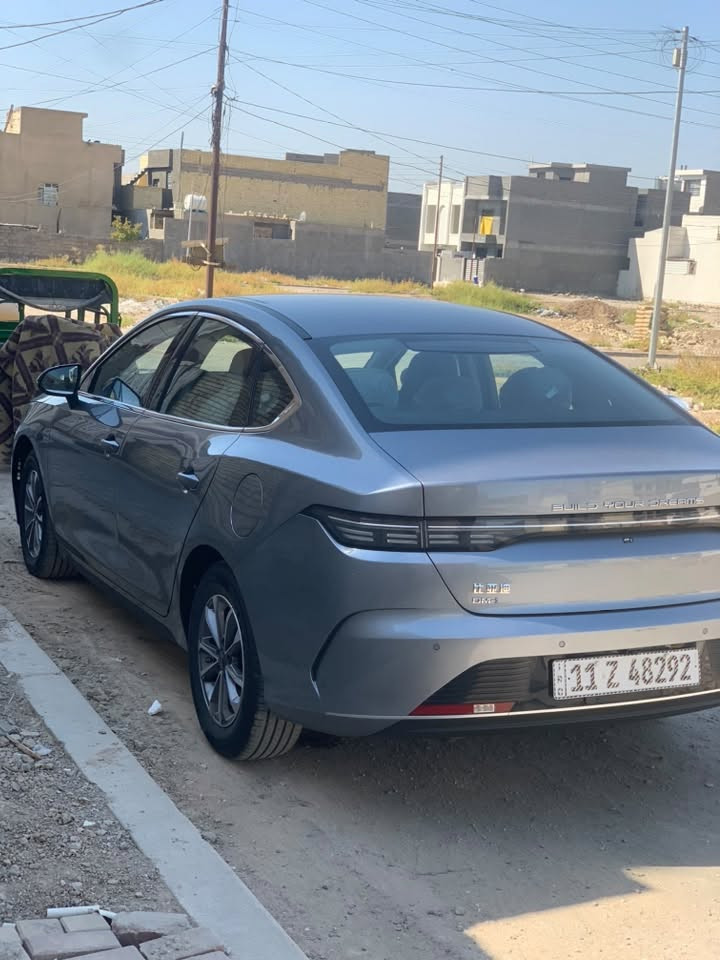BYD  سيارة مكفوله چكه ابرة مابيهة
للبيع موديل 2025 كفاله عامه من الرصعه والشخط ممشاها الكلي 9000 ارضيات وشاحنه غراضها كامله السياره 
السعر 20 مليون وبيهة مجال✅
رقم السيارة بغداد وباسمي  
العنوان بغداد 

الاستفسار الاتصال ***********

