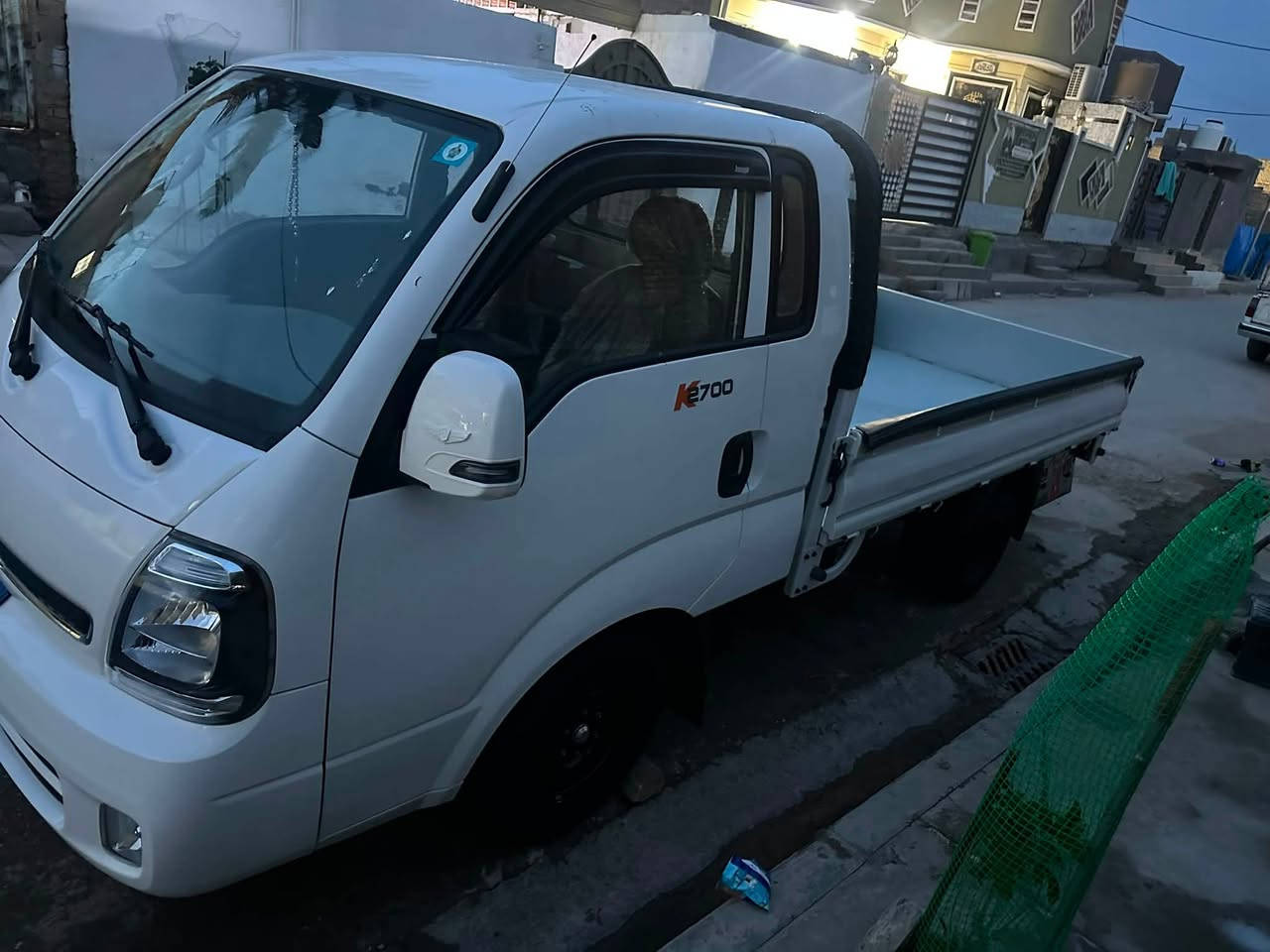 كيا بنكو 2025سياره زيرو مامشتغله ماشيه 12 الف  مكفوله كفاله عامه مكان ناصريه سعر 160 وبيه مجال حك جيه رقم *********** رقمه بغداد
