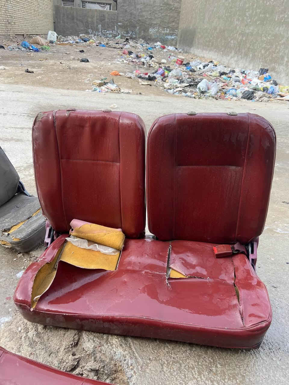 السلام عليكم كراسي فتون بدون قواعد مكاني بغداد الامين ثانيه 
الاتصال: ***********
