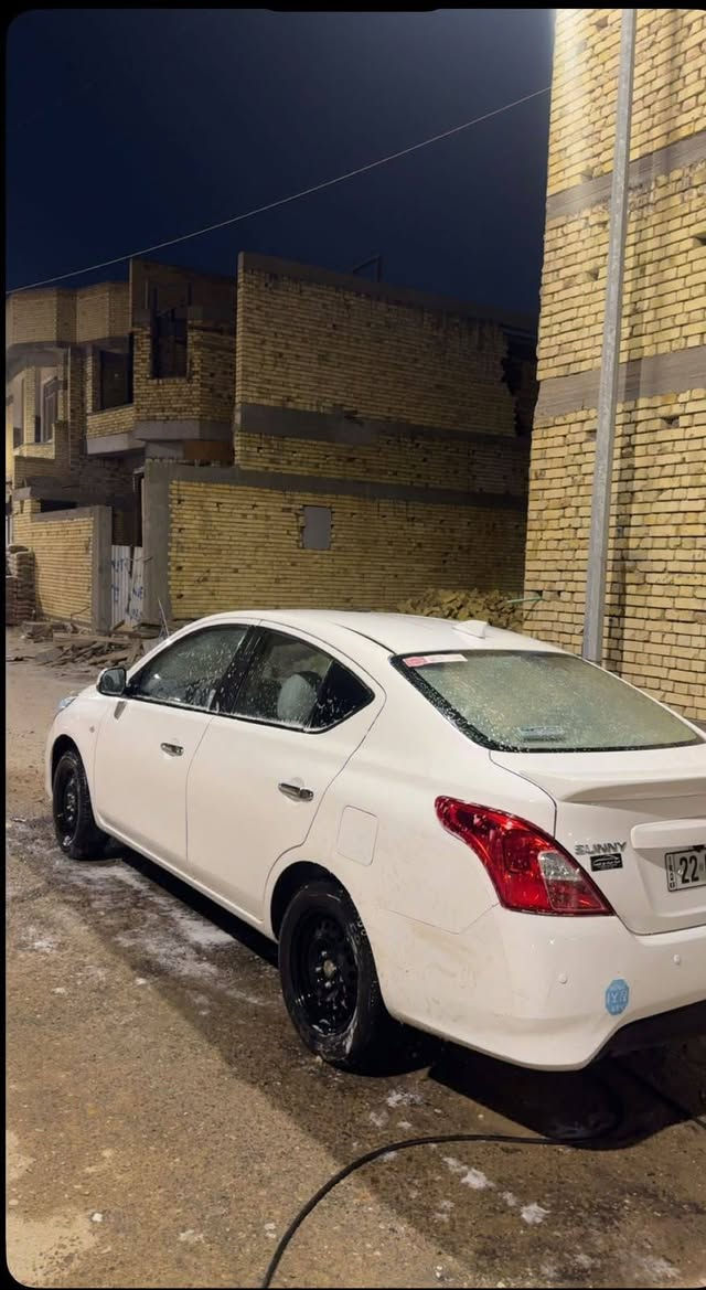 نيسان صني موديل 24 كفاله  ماشيه 45 الف   سعر 123رقم الهاتف ***********
