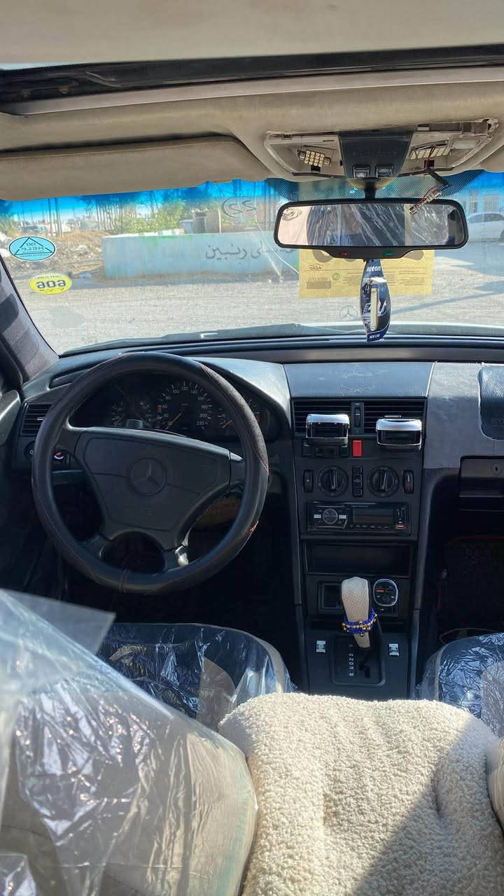 سڵاوی خواتان لێبێت مارسیدز200c بۆفرۆشتن گێڕومەکینەی بەتەیە 3000 هەزار ماشەڵا بەنزین ناخوات هەر گێڕ تۆماتیکە کوشن هیتەرە ئاوێنەکارەبا جام کارەبا سڵایدە تازە پێشیم داگرتوە ڕۆنو هایدرۆلیک و ڕۆن ئیستۆپ و هەموو شتێکیم تازە تێکردوە ماشەڵا سەیارەکە تونو تۆڵە مۆدیلی 1992 وە دوو نوقسانی بچوکی هەیە شایەنی باس نیە بەهەردوکیەوە 50 هەزار مەسرەفی نیە دوای معامەلە بۆت ئەگێڕمەوە 4 تایەو ویلی لۆکی لەسەرە تایەکانی یابانیە هەموو شتێکم نوسیوە شوێنم سەیدسادقە بۆ زانیاری سەیارەکە علوجە ماڵی مەدەنی بەشەرت سعری 16 گەڵاو تۆزێ معامەلە گەر موشتەری نیت سەری خۆتو منیش مەیەشێنە بەوشەرتەی تەراییەکەی 2 سەعات ڕێ بێت {***********}***********
