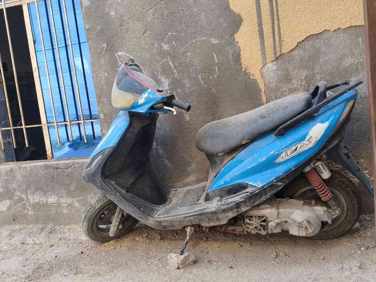 ماكس • ١٨٠ • حك الجهة