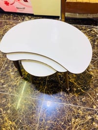 للبيع • طاولة • بدون وصف