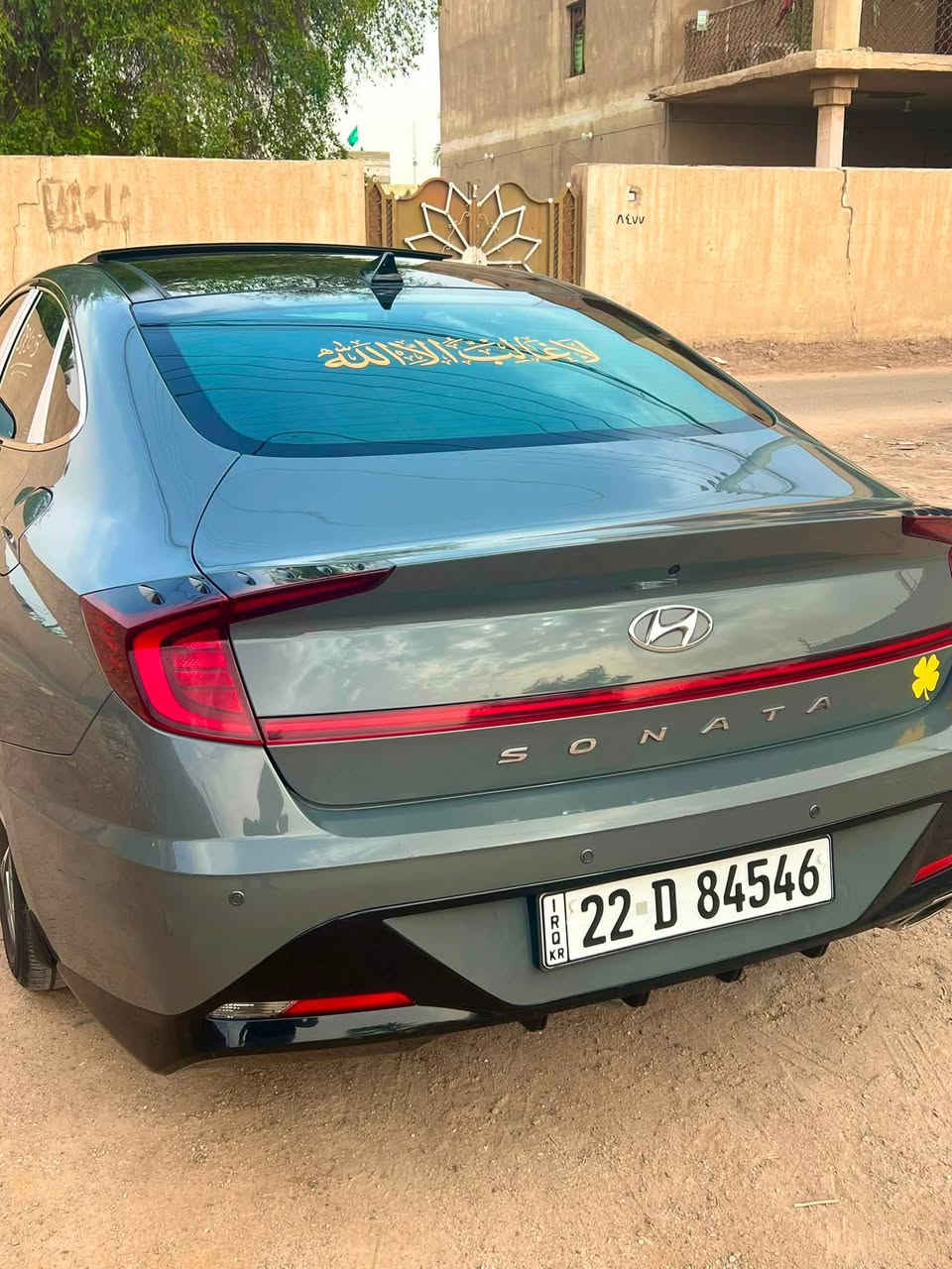 السلام عليكم سوناتا  وراد أمريكي  بارد  بلجاملق امامي وجزاء من البنيد صبغ فقط موديل 2021 مكينه 2500
المرغوبة مكينه كير شرط الفحص وكاله مكفولات من كلشي سياره ماناقصهه برغي
مواصفات السياره
1 بصمه تشغيل وبصمه ابواب وبصمه صندوك
2 صندوك ذكي يفتح عند الاقتراب
3 رادار امامي وخلفي وجانبي
4 نقط عميه بلمرايات جانبيه
5 تبريد بيانو مناخي منفصل
6 هيترات مقاعد اماميه
7 شاشه وكامره خلفيه دواره بلاديه
8 اشارات بلمرايه
9 توقف ذاتي وتبيه خروج عن المسار
10 لد امامي لد خلفي
11 لايت 4 عدسات
12بانوراما
بعد هواي موصفات ماذكرهن
سعر 160بيها مجال 
***********

