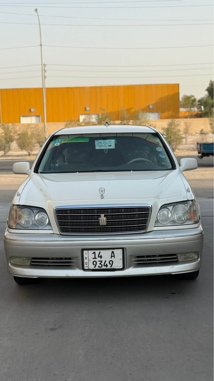 ملكه 2000 اصل لون ابيض صدفي رقم بصره وهزه وسنويه جديده 2031 بسمي 
مكفوله من كلشي من الكصه والنقل جثه وكافه الاصواليات والضربة وكافه الرسميات سياره جديده وجاهزه من كلشي مكينه VVT-i 3000
داخل عسلي مواصفات 3دكم السعر 125
الاستفسار *********** عنواني البصره خور الزبير البصرة, العراق
