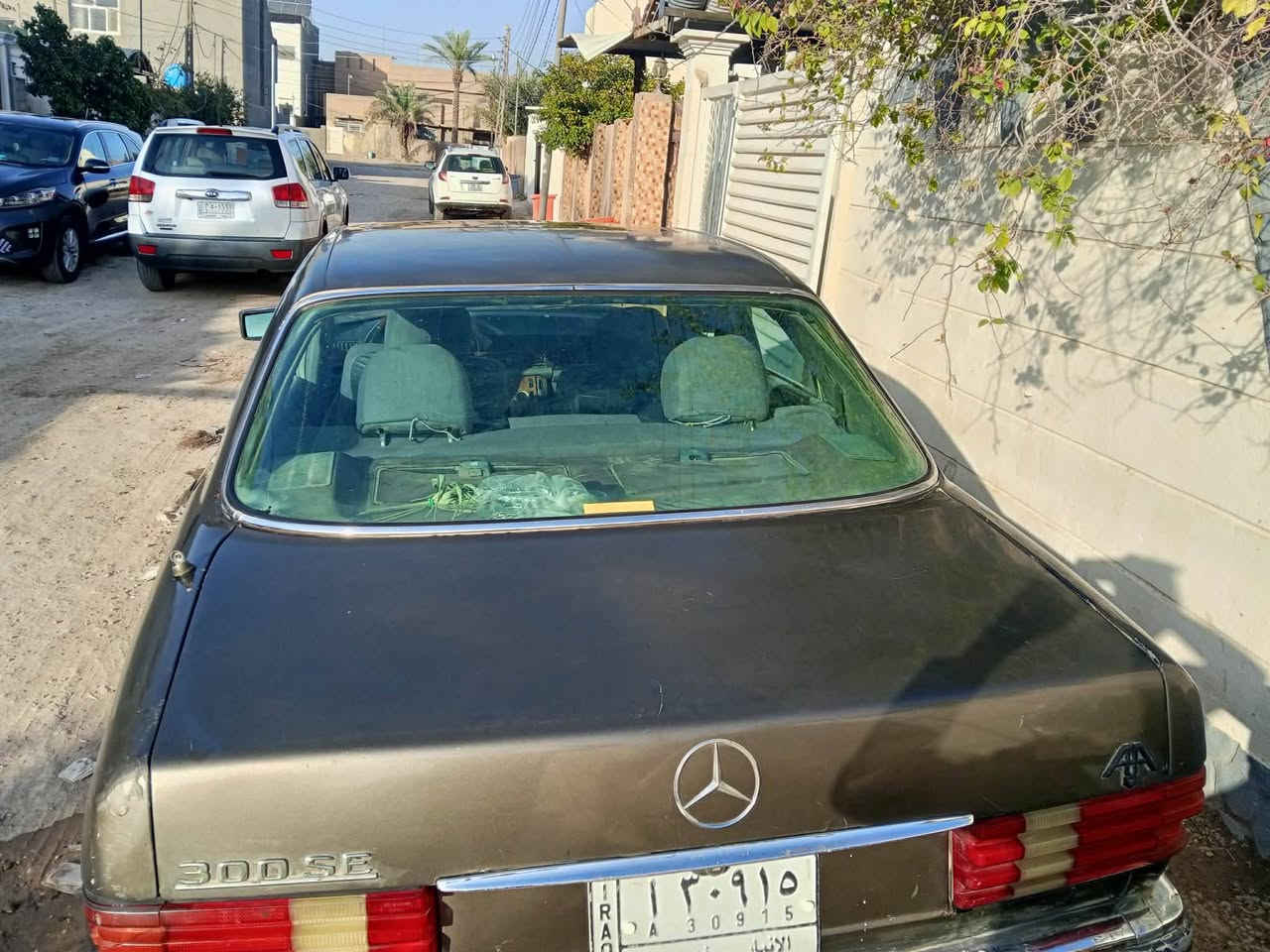 مارسدس للبيع موديل 92  رقم انبار محرك ملكه 3000. سعر 26 مكانه بابل رقم ***********
