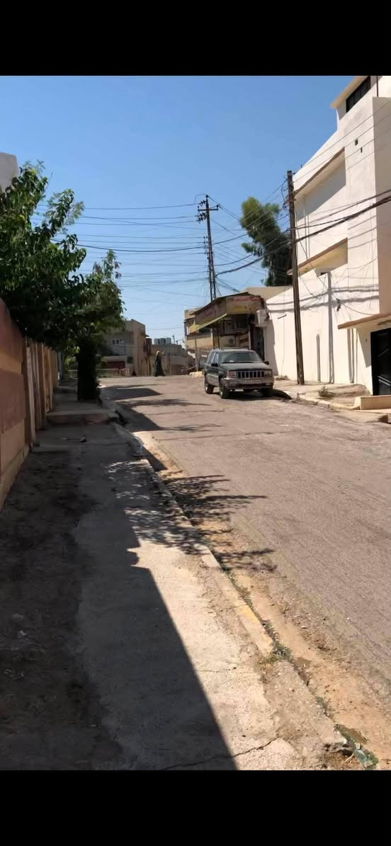 بيت للبيع موصل الجديده قرب دوره 19
المساحة 140م 
الوجهه7 ونص 
طابقين اربع غرف شرقي بحساب ارض للاستفسار
***********
***********
