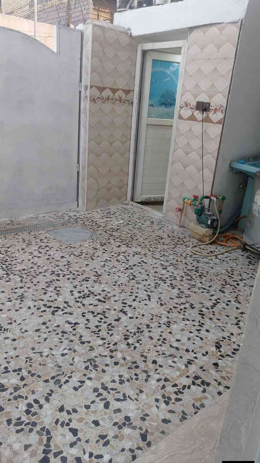 دار للبيع • العبيدي • ١٠٠م