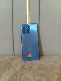 هونر اكس ٦ • شاشة مكسورة • ١٢٨