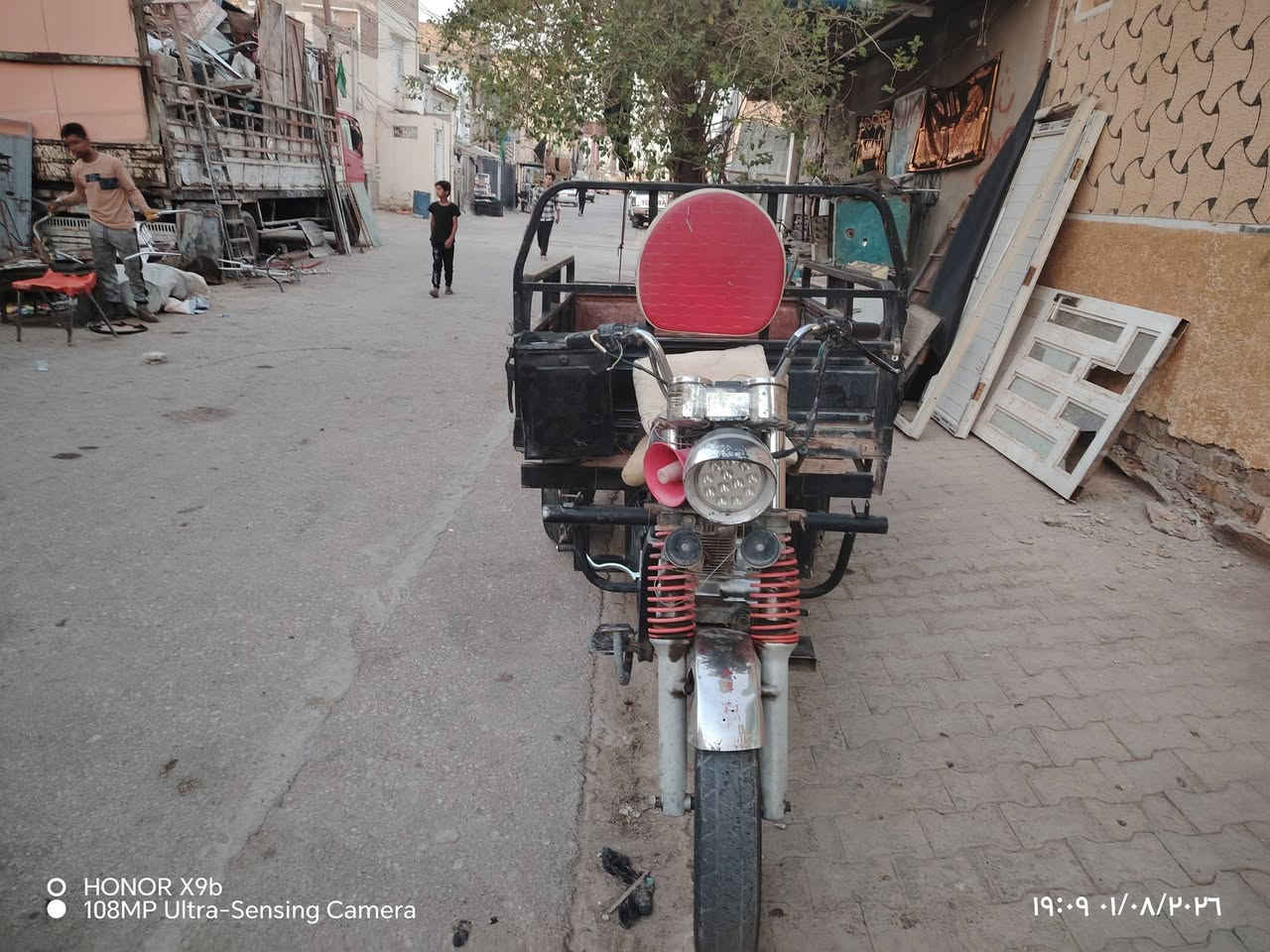 سلام عليكم شباب ستوته جمره للبيع أوراق بيها ثنين استنساخ ركبتها ملحومه وكيلها الجنابي كبل اداورلك سعرها 1150] *********** ماكينه جديده 26
