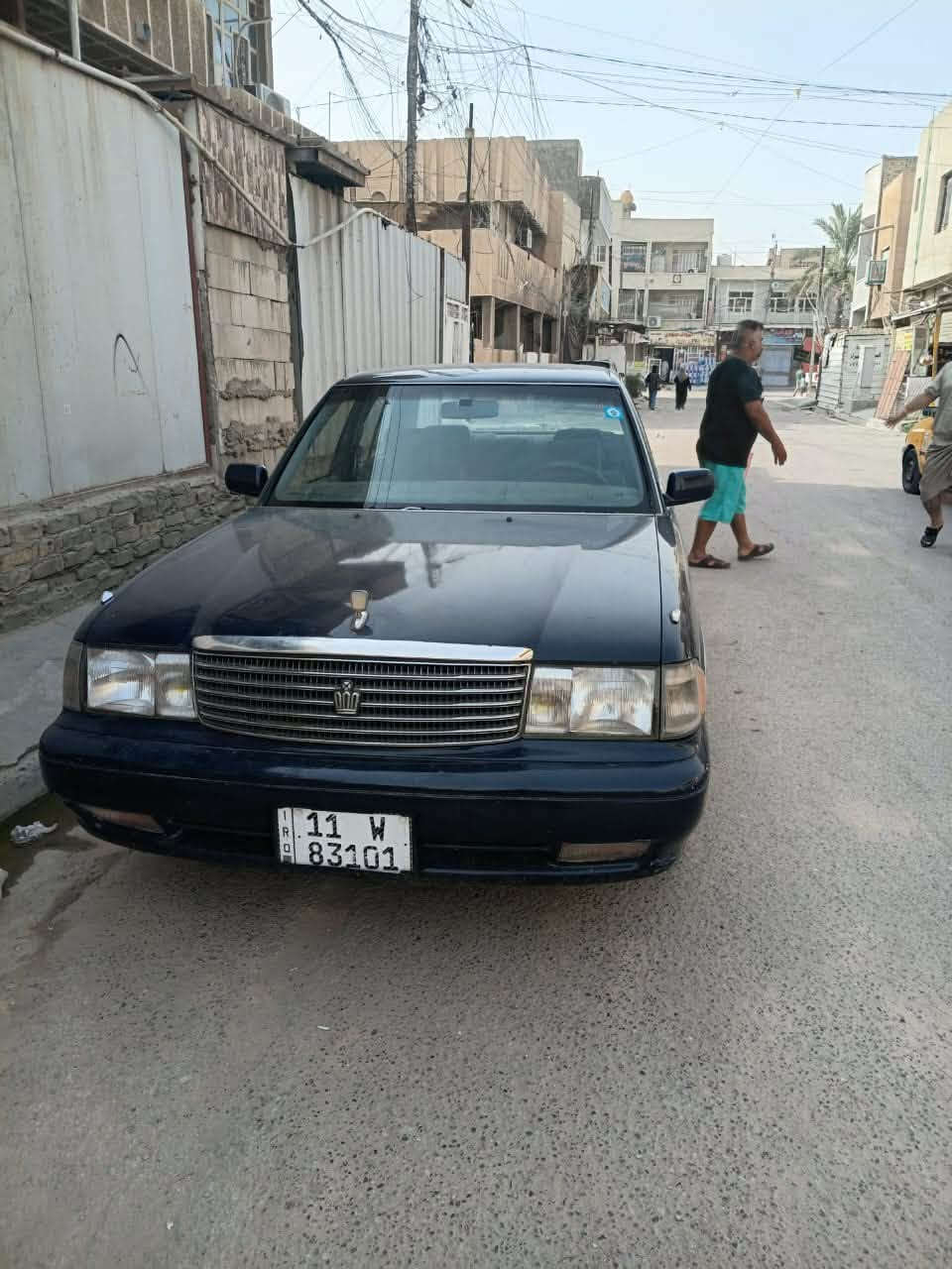كراون أرنب
الموديل (سنة الصنع): 1992
 لون السيارة: نيلي مميز وراقي
 المحرك: 3000 سي سي (محرك قوي وجاهز 100%)
 الجير: أوتوماتيك (بحالة ممتازة)
 البدي: صبغ عام جديد للجمالية فقط (بدون حوادث أو ضربات قوية)
 التبريد: يحتاج إلى صيانة (مشكلة بالتبريد)
 السعر: [60]بيهه مجال بسيط
 مكان تواجد السيارة: بغداد
الاتصال ع رقم ***********
متواجد هنا و وتساب
