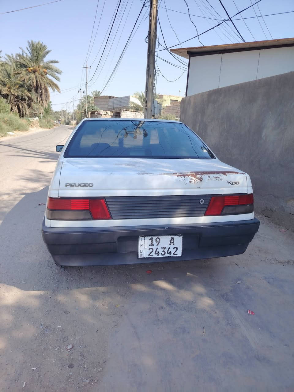 بيجو روا 2009 رقم كربلاء دولي
السياره مكفولة كفاله عامه من الضربه والفتح والتبديل والصبغ وحتى من الخياس قطرة خياس مابيهه فقط كما موضح بالصور قبق جنطه بي شبر يارد 
شرط السياره بعدهي بلاديه ماشيه ١٩٠
محرك كفاله عامه شرط لا تنقيص ولا تبخير ولا مفتوح بلادي
كير حداديه تخم تاير كله جديد
تبريد شرط ثلج وي السويج
كهربائيات كلهه شغاله ع وضع الشركه ما ملعوب بيهن
سنتر لوك شغال
شواصي برانيكتات شرط قطرة خياس مابيهن بعدهن شركه
دواخلهه شركه كارتون بعدهن
السيارة ع وضع الشركه برغي ما مفتوح بيهه ابيعك سونار
السعر ٣٥ سياره مال جناي ترايك وين ما يعجبك 
الديوانيه قضاء السدير ***********
