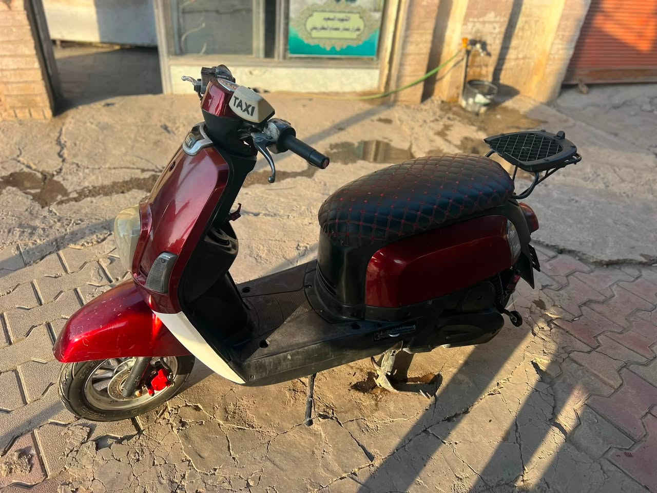 بوليس نوزل 2010 🛵
محرك كفالة من تنقيص وتبخير 👍
كهربائات كلهة شغالة💹
اربع اشاير لدات 🔅
كلوب زنون 🔆
تايرات جدد ♻️
دراجة جاهزة من كلشي ✅
***********☎️
مكاني بابل مسيب 🏡
سعر 550 وبيها مجال حك جيتك
