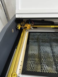 ماكينة ليزر CO2 • موديل M2 • ٤٠×٤٠ سم
