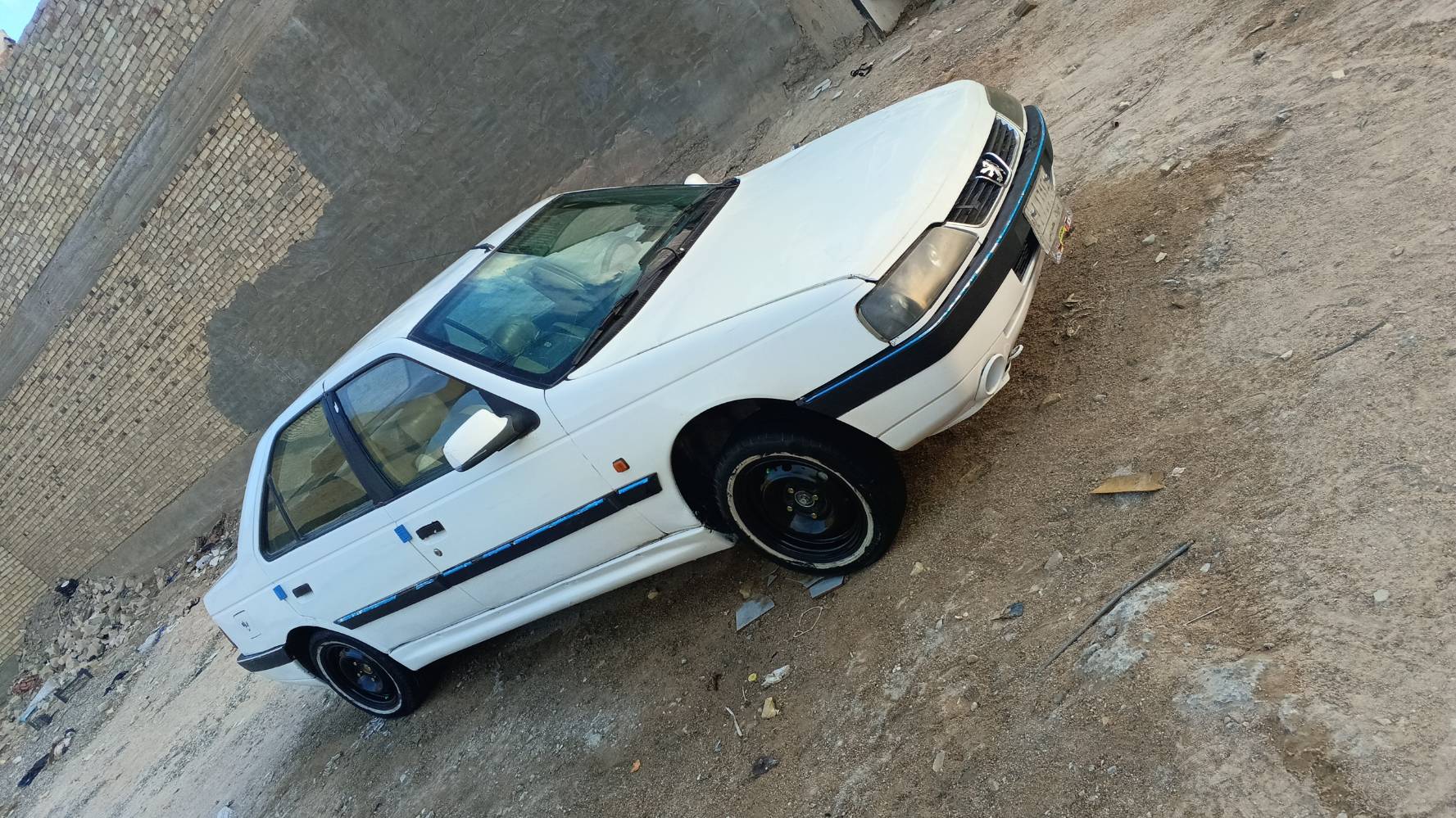 بيجو 405 • ٢٠٠٩ • حادثة