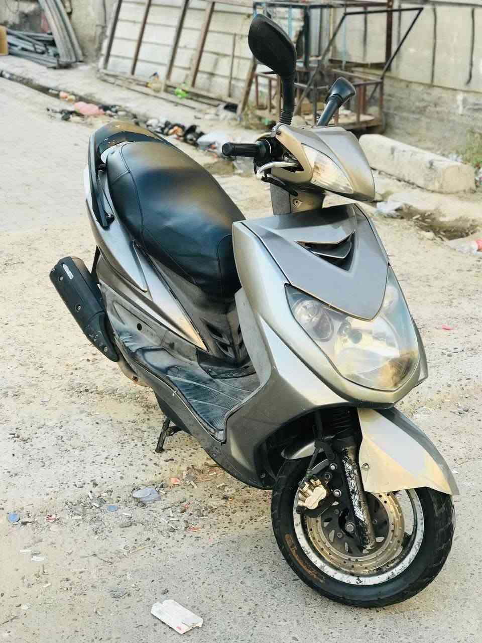 سكنس فحل نوزل للبيع موديل2011الون نفطي المكينة ناعمة ولا برغي مفتوح بيهي لا تنقيص ولا تبخير السعر850وبيهي مجال المكان بغداد مدينة الصدر *********** واتساب متواجد
