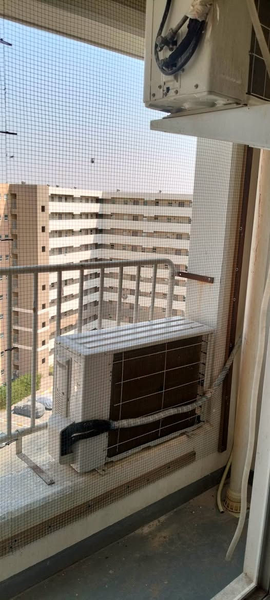 تم تثبيت مانع طيور  شقه 140 غريي

#خدمات ابو علي لديكم لا خوف عليكم
صبغ الشقق  أعمال ديكور 
تنصيب وتنضيف السبالت 
حداده كتائب ومانع ذباب بانواعه سلايت وثابت 
١-  #تبديل واضافة نقاط  كهربائية🔌،وبراكيتات و تثبيت💡 
الثريات بكافه انواعها🔮 .
٣- #تثبيت وفتح  مراوح سقفيه بكافة انواعها. 🪭
شد شاشات البلازما📺 
4 _تبديل #وصيانه خلاطات بكافه انواعها 🚿🛁🚽
5 _تبديل قفل #🔏 باب شقه داخلي  🔑وخارجي 🔐
6 _فتح وشد كافة #غرف 🛌🛏️🛏️ نوم
7-فتح وشد وتنظيف #سخان 🔧🔧 
شد ونصب  كاونتر 🔨🪚
8-تغليف ابواب مانع رطوبة 🚪🚪
9-تعليق ستائر ‏‪🪟 🛠️ 
نقل اثاث داخل بسماية.🚛🚛
شد فلتر خارجي على الميزانيه وتبديل فلتر 7مراحل🚿🚿
 فتح وشد ساحبه وتصليح⚙️⚙️🪛  
  تنصيب جميع الغسالات👚
تثبيت وشد وتعليق جميع الاغراض. 🪜🪞🖼️
تصليح كافة الغرف و تبديل  سجه🪚🪚    متوفر على مدار  ٢٤🕠🕕🕑🕖🕢
للاستفسار والتواصل مراسلة الصفحة او الاتصال 
***********   (واتساب )او اتصال📲📳
0️⃣7️⃣8️⃣2️⃣5️⃣2️⃣5️⃣9️⃣8️⃣2️⃣0️⃣

نص مكتوب في الصور:
- قبل
- بعد