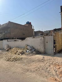 قطعه ارض مميزه في حي القاهره 309 الشارع الماقبل وزاره العمل  مساحه 300...
