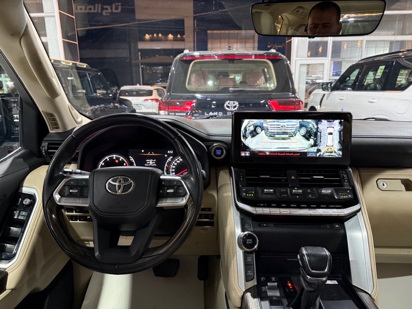 * لاندكروزر  vx لمتد 2023 بغداد مغلفه ppf
* ⁠سعد العبيدي (***********)
* ⁠جعفر (***********)
* ⁠السعر (66.500 $) مغلفه ppf
* ⁠الفئة:  LIMTED  /  VX تنفس طبيعي
* ⁠داخل جلد بيجي اصلي 
* محرك 6 سلند (4000 cc) 
* ⁠العداد (29750) رقم بغداد 
* ⁠رادار امامي - رادار خلفي - رادار جانبي (نقطة عمياء) 
* ⁠تحديد مسار قيادة ذاتية 
* ⁠شاحن وايرليس امامي 
* ⁠هاندبريك بصمة لايت اوتو 
* ⁠ماوس تغير وضعيات القيادة 
* ⁠بصمة تشغيل بصمات ابواب عدد (5).
* ⁠سماعات تويتر (JpL) شاشة دجتل
* ⁠شاشة كبيرة اصلية 
* ⁠شاشات خلفية عدد (2) 
* ⁠4 كامرات (360 درجة) اصلية 
* ⁠فتحة سقف (سلايت) لايت ثلاث عدسات
* ⁠الكراسي الامامية كهرباء 
* ⁠كراسي الامامية تبريد تدفئة 
* ⁠مقاعد (7) راكب  فور ويل (4*4)
* ⁠ثلاجة وسطية جنطة كهرباء  
* ⁠داخل صاج تشغيل عن بعد
* ⁠علامة لاندكروز الضوئية بالابواب
* حساس امامي خلفي مري طي كهرباء مري جانبية نيكل 
* ⁠قبضات ابواب نيكب ترايش ابواب نيكل 
* السعر  (65.500 $) رقم بغداد كامل
* العنوان :- بغداد النهضة الشآرع الثآني  معرض الناجي سعد العبيدي 
* ⁠للاستفسار هـ(***********) (***********)