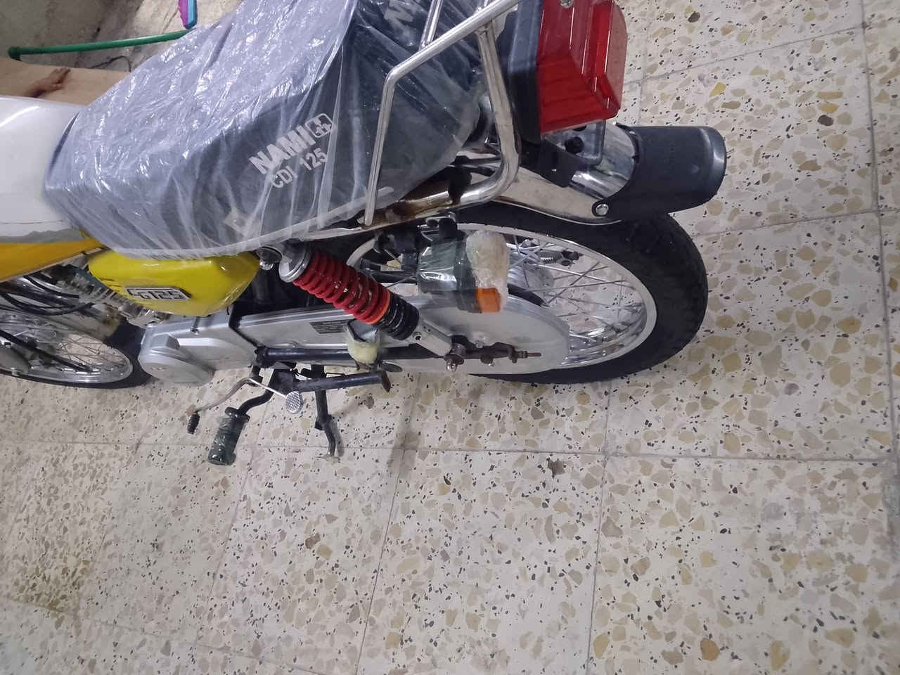 سلام وعليكم درجه نامه مديل 21 طالع22 رقم سنويه نكليزي تحويل ثاني يوم جاهزه مابيه نقص السعر مليون 600 وبيه مجال الشراي العنوان زبير تصال*********** وتساب موجود وبل خدمه
