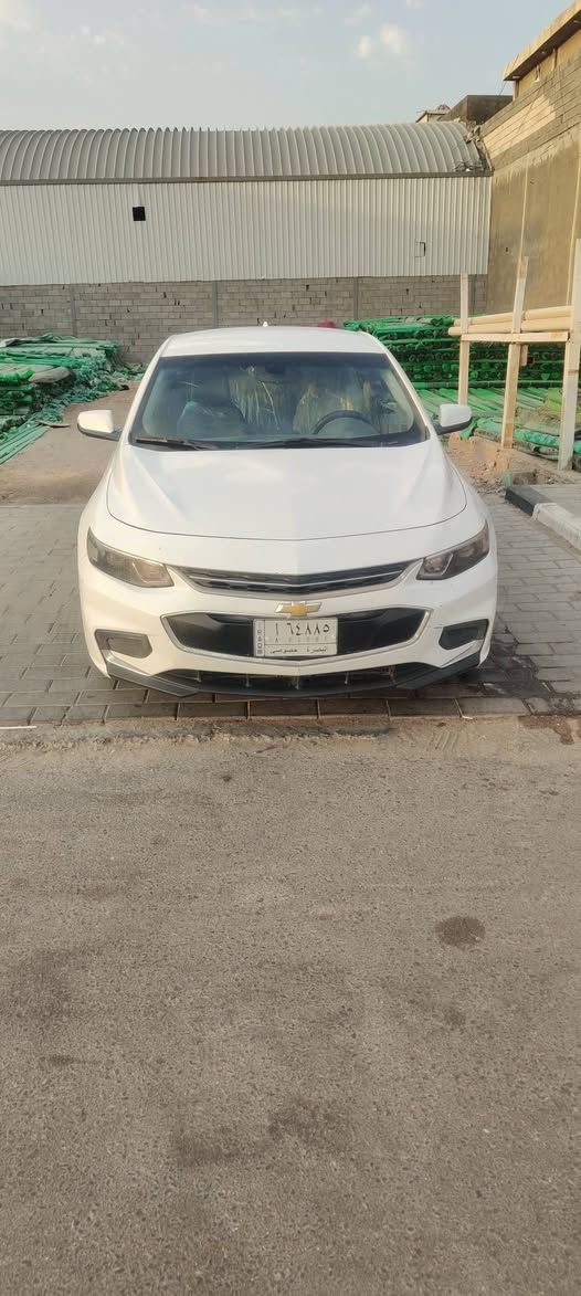 ماليبو خليجيه مكينه 2500 تنفس طبيعي بدون تيربو تفويلتك كله بانزين عادي  كير at موديل 2018 بيهه بارد شبر يم البك لايت  موضح بالصوره 120 وبيهه مجال حك الجيه مكاني بصره 
***********
