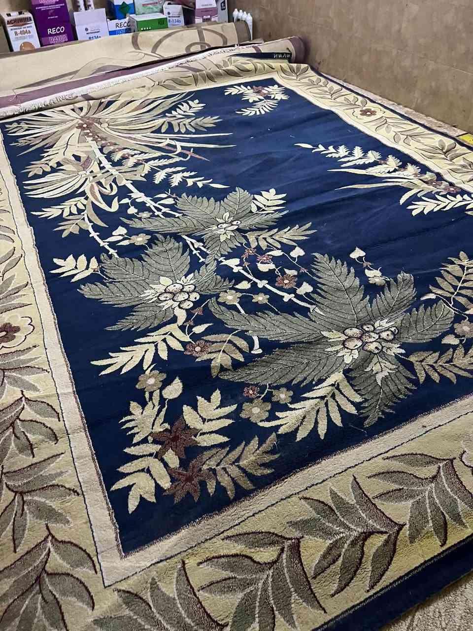 السلام عليكم زوالي الشمال (سليمانيه)مستعمله ثقيله وباسعار مناسبه بين الخمسين والتسعين نظافه جيده تركي وكاشان ايراني 4في3 القياس و3في2 فقط احترامي  العنوان تل البنات قرب مسجد التقوى(***********)
