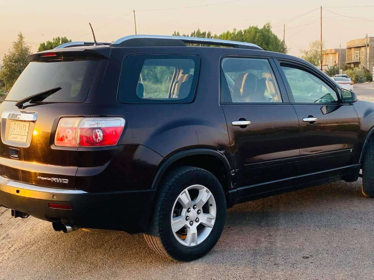 GMC اكاديا 2009
بدون صبغ
٧ راكب
٣ قطع تبريد 
محرك  6 سلندرvvt 3600 cc

ماشية  157 الف كيلو 
نقص فقط محرك بحاجة الى تجفيت او تبديل
السعر 70 ✅ 
***********
مكان السيارة الدورة
