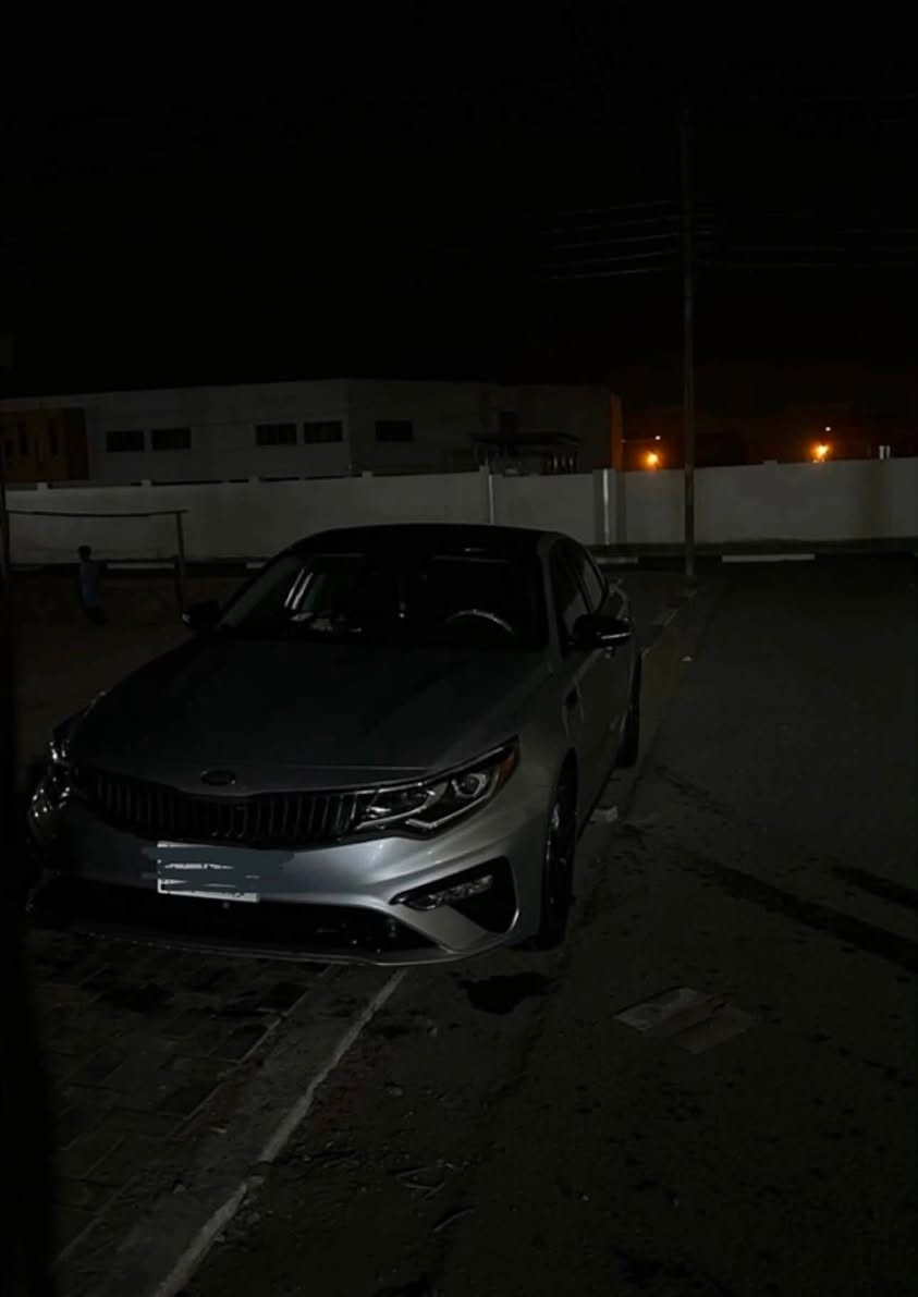 🚘 كيا أوبتيما 2020 Black Edition للبيع 🚘
📍 الموقع: كربلاء المقدسة
🇺🇸 الوارد: أمريكي
🌟 المواصفات العامة والفئة:
• الفئة: S (أعلى فئة بالمواصفات الجانبية) 🔝
• المحرك: 2400\text{ cc} ⚙️
• النسخة: Black Edition المميزة بالكامل 🖤
🛠️ المواصفات والإضافات:
• القيادة: قيادة آلية + نظام تحديد مسار 🛣️🤖
• الراحة: تدفئة مقاعد + تدفئة ستيرن 🔥💺
• التبريد: منظومة تبريد جديدة (ثلج ما شاء الله) ❄️💨
🔍 حالة السيارة (الحادث والورق):
• الحادث: بنيد وصفحة فقط 🛠️
• الوضعية القانونية: كتاب معوقين وتتحرر في شهر 11 القادم (يعني باعتيار حرة تماماً) 📄🔓
• 📷 صور الحادث: مرفقة أدناه في المنشور 👇
💵 السعر:
• بالعراقي: 19،932،000 دينار 🇮🇶
• بالدولار: 132$ (ورقة) 💲
وبيها مجال
📞 للتواصل والاستفسار: *********** 📲

