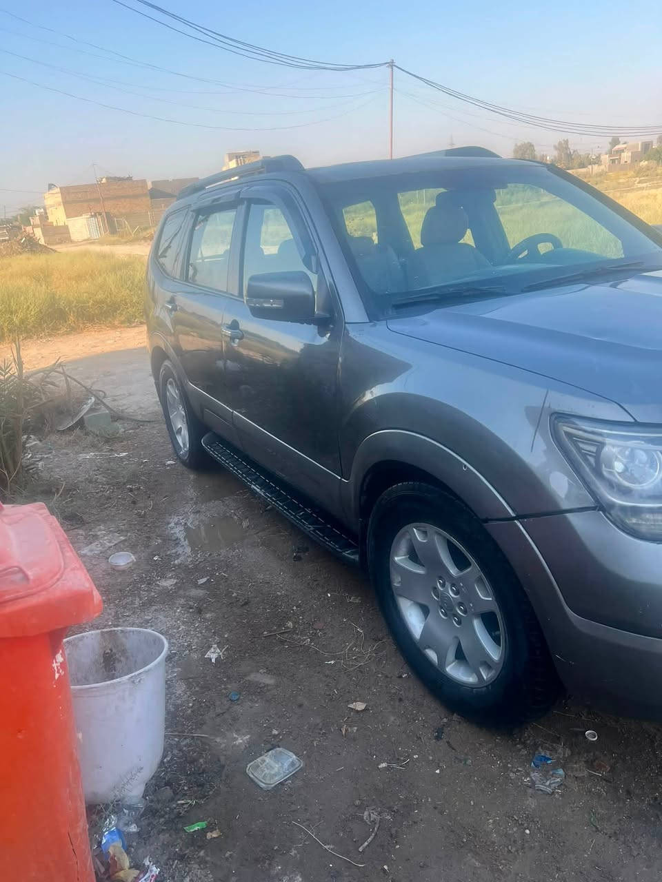 سياره لبيع ٢٠٠٩ميكانين نضيف سياره بسمي موصفات فول تبريد شغال عنوان بغداد لعبيدي سعر120 رقم***********
