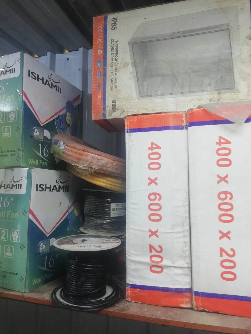 محل لبيع بغداد حي العامل قرب مسبح الرافدين الرافدين *********** واتساب سعر ٩
