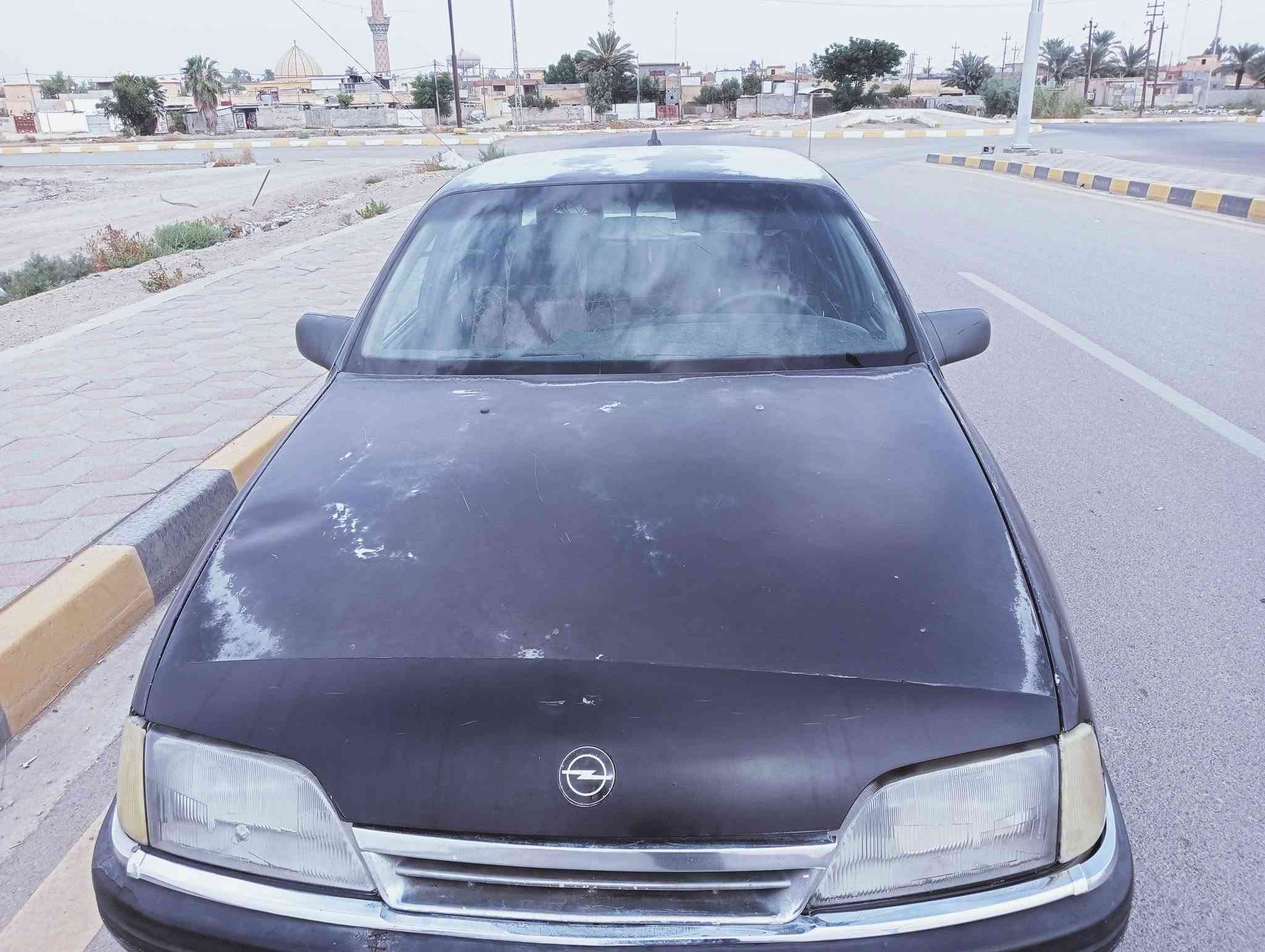 اوميجا ١٩٩٣ • مكينة ٢٠٠٠ • قير عادي