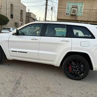 للبيع جيب بلاك توب موديل 2020 رقم بغداد تحويل ثاني يوم  حادث بنيد +خشم...
