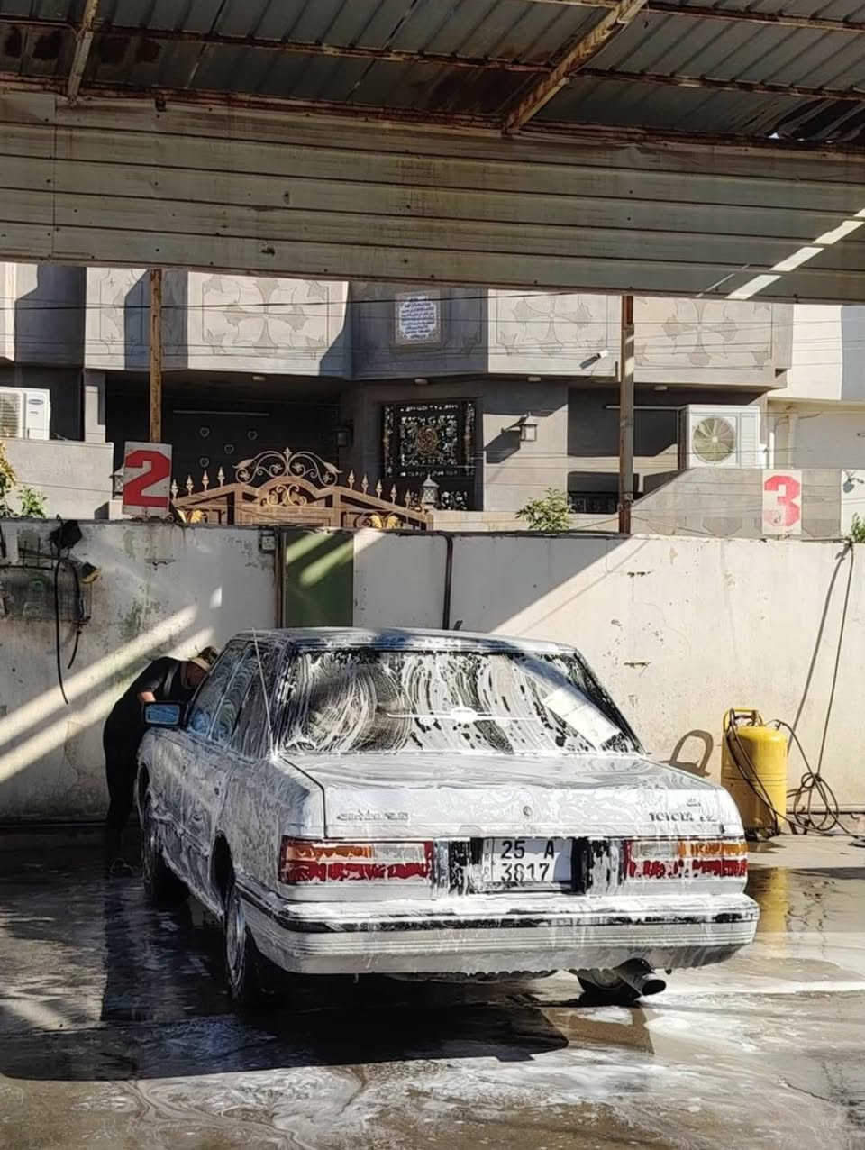السلام عليكم سوبر 85 رقم جديد كركوك بأسمي قبل أسبوع حولتها سيارة حلوة ونظيفة دواخلها نظيفة وكشناتها بلادي وبطاين البيبان هم زينات  السيارة مكفولة من كلشي فقط محركها بي بخار
***********هذا رقمي السيارة معروضة ب30 وبيها مجال اتصل وتدلل
