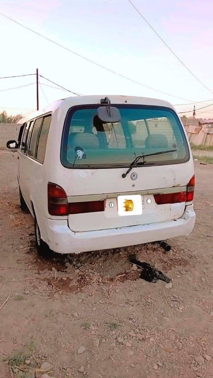 السلام عليكم  كيا بريجو موديل 98 سياره جديده مال جناي مكينه وكير وأكسن وحداديه كله جديد كهربائيات دايلمه سلف راديتر كلچ مروحه تخم تاير منضومه بريك كله جديد سياره مشروع وطني السعر 55 وبيها مجال مكاني ديوانية قضاء الشاميه , الأتصال ***********
