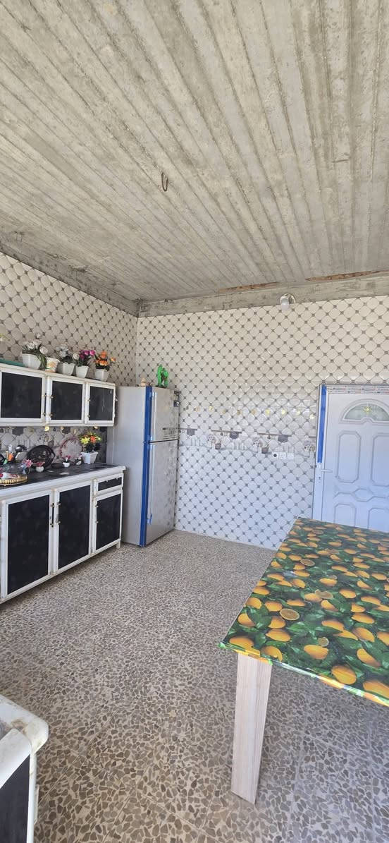🏠 بيت للبيع بالأقساط – فرصة مميزة في الموصل
📍 الموقع: الموصل – قوسيات، خربت عسكر، قرب معمل سيد حميد
📐 المساحة: 150 متر
💰 المبلغ الكلي: 50 مليون دينار
💵 المقدمة: 25 مليون
📅 القسط الشهري: 500 ألف دينار

🏡 تفاصيل البيت:
• غرفتين نوم
• هول استقبال
• صحيات داخلية وخارجية
• يبعد عن الشارع العام حوالي 200 متر

📞 للاستفسار والتواصل:
***********
***********
