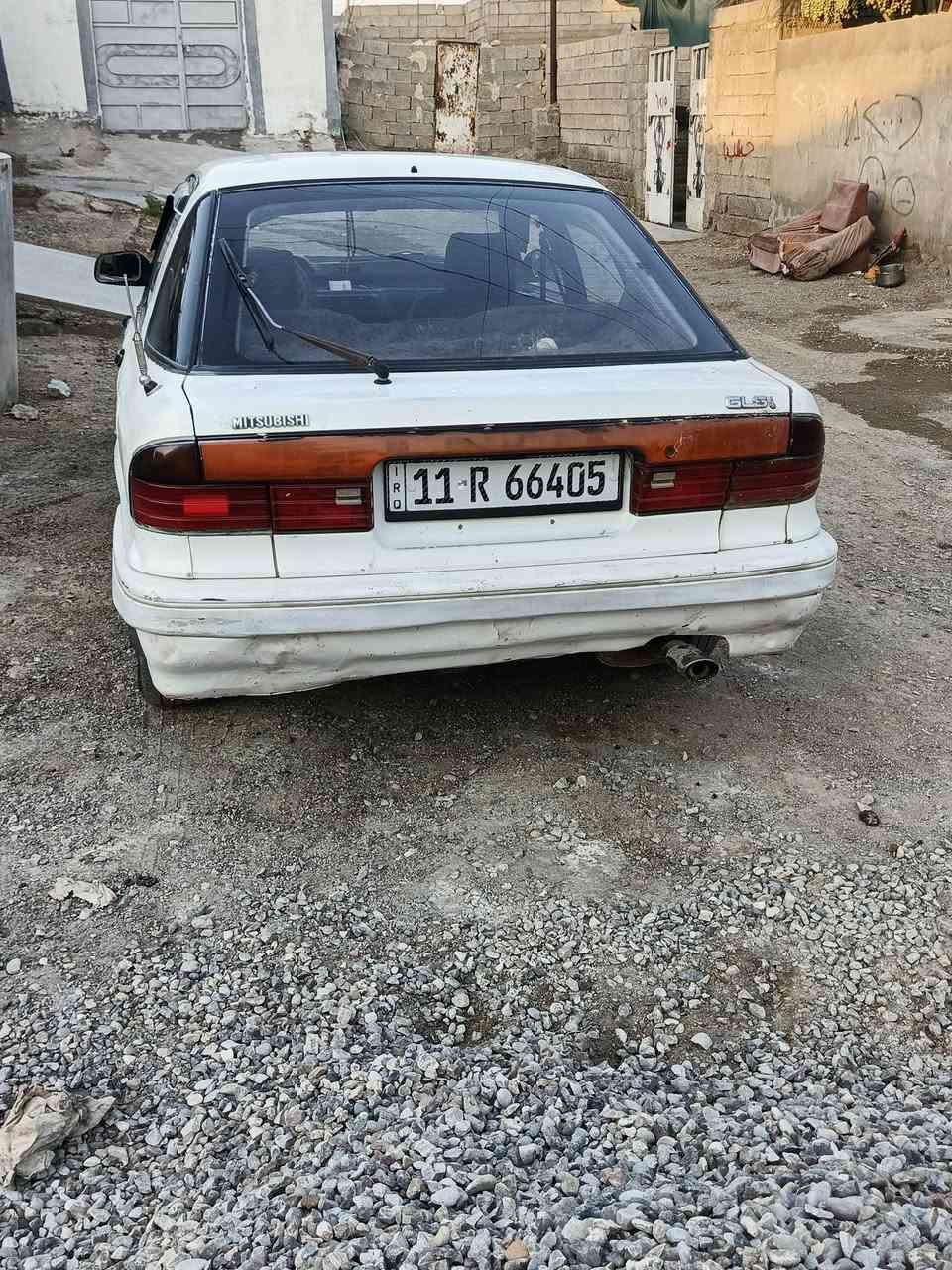 البيع مشتبوشي موديل ٨٩ مضومه تبريد كامله بس نقص كنبريسر كير محرك بل شرط كشر جدام عينك واحسن من الصور
سيارة بسمي سنويه شهر العاشر تصقط تحويل فقط 
السعر 40 أو بيها مجال ***********

